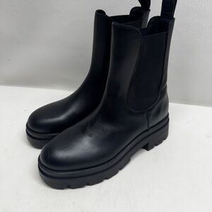 ANINE BING BLACK JUSTINE CHELSEA BOOTS SIZE 38 us 8